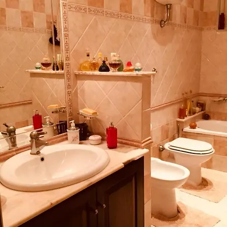 La Dolce Sosta A Casa Di Linda Apartment Naples